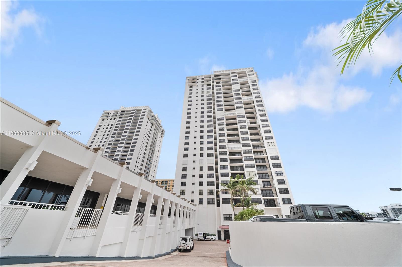 2401 S Ocean Dr 2304