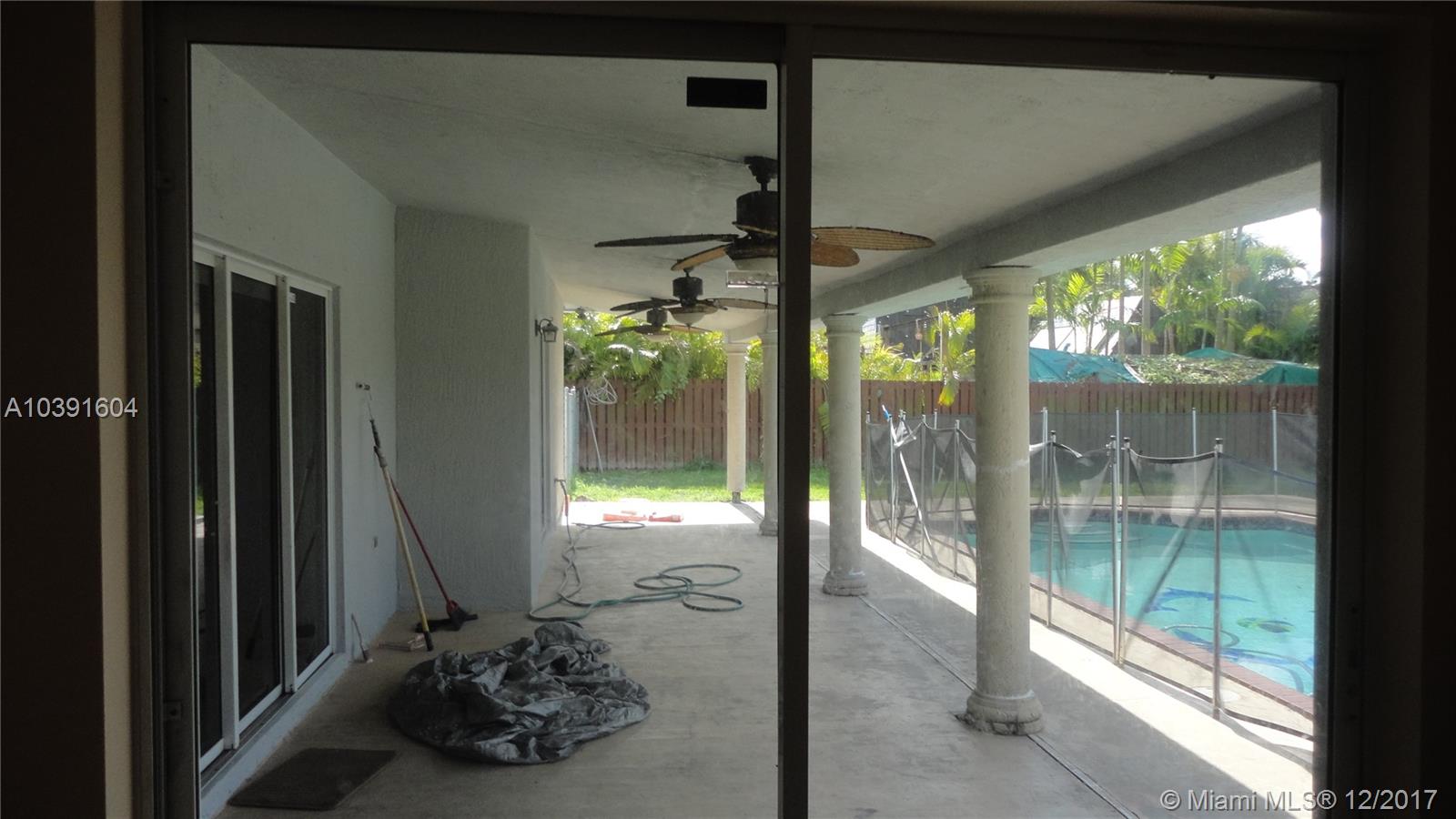 VALENCIA GROVES ESTATES - Residential Lease