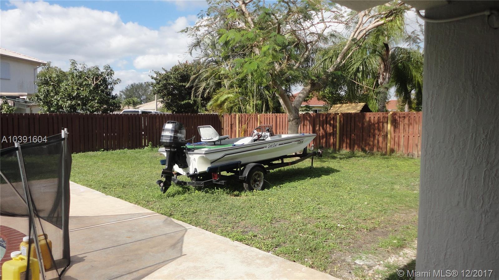 VALENCIA GROVES ESTATES - Residential Lease