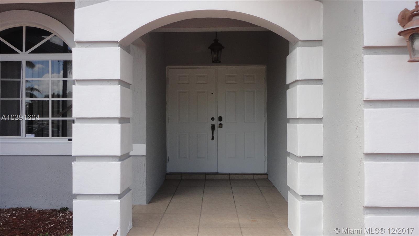 VALENCIA GROVES ESTATES - Residential Lease