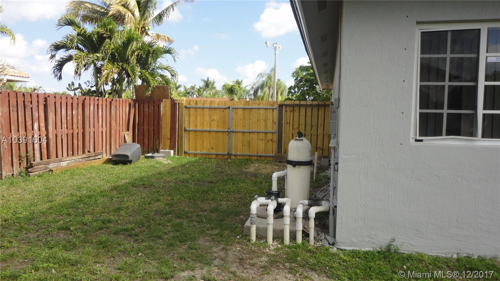 VALENCIA GROVES ESTATES - Residential Lease