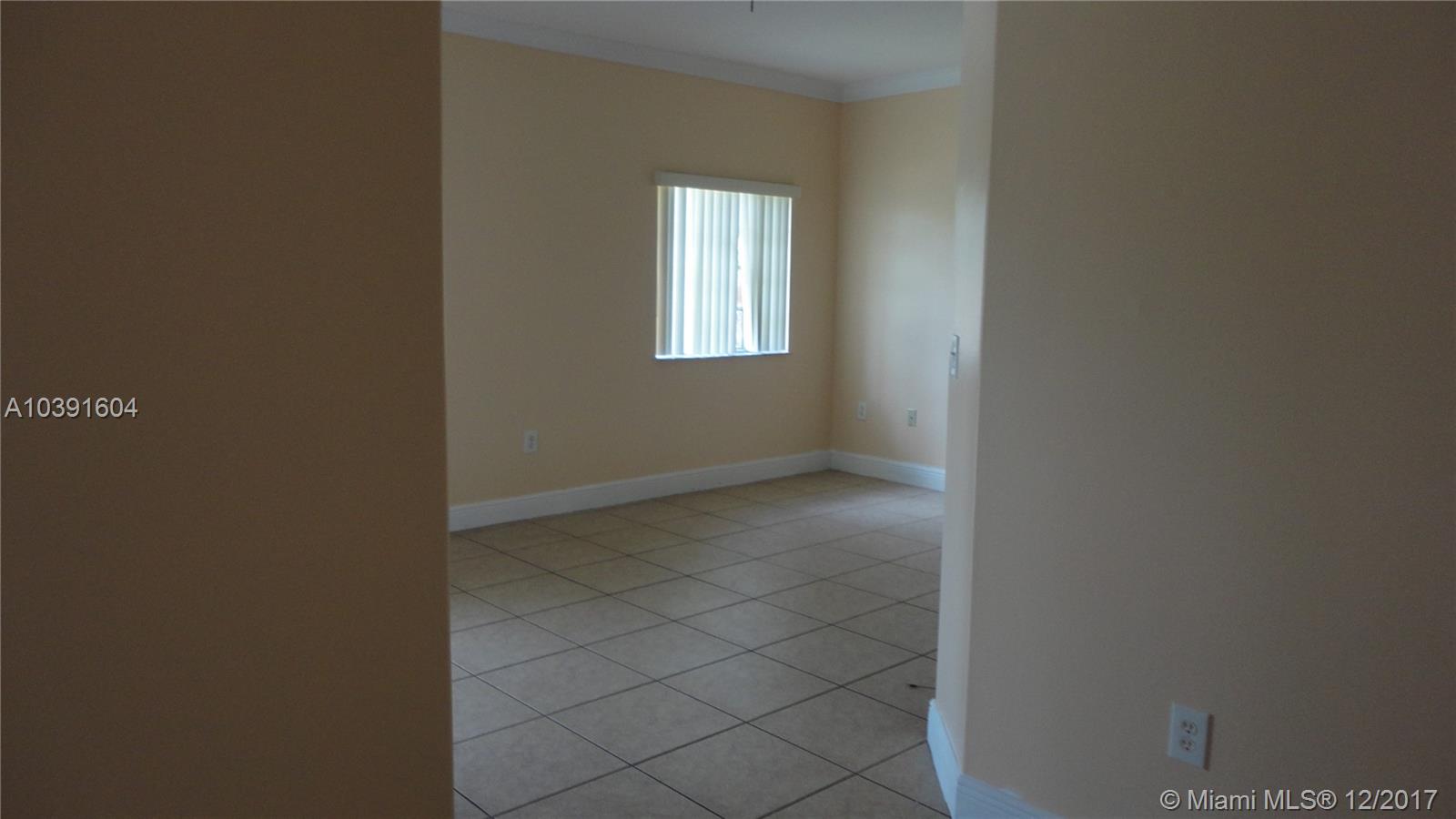 VALENCIA GROVES ESTATES - Residential Lease