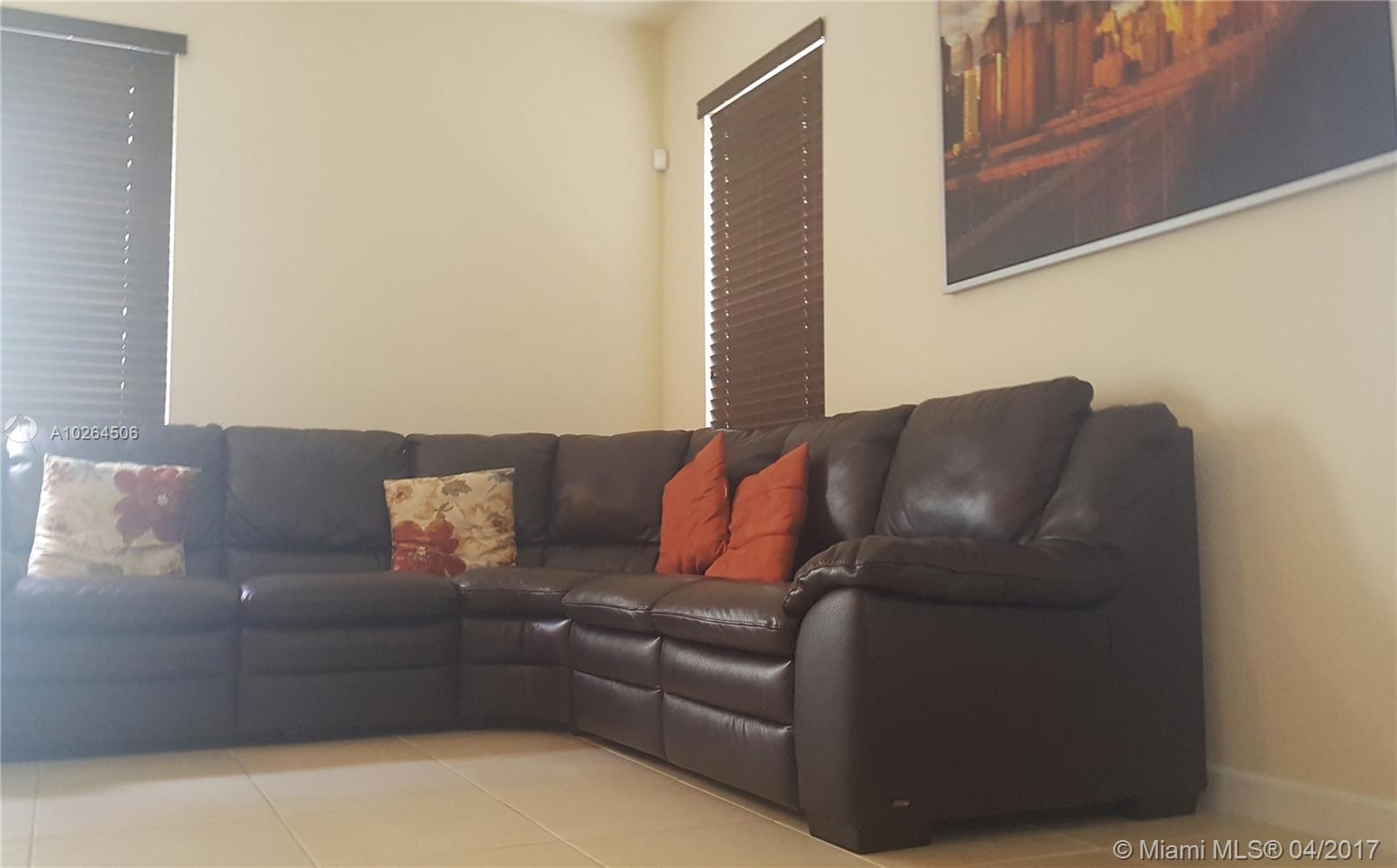 KENDALL COMMONS RESIDENTI - Residential Lease