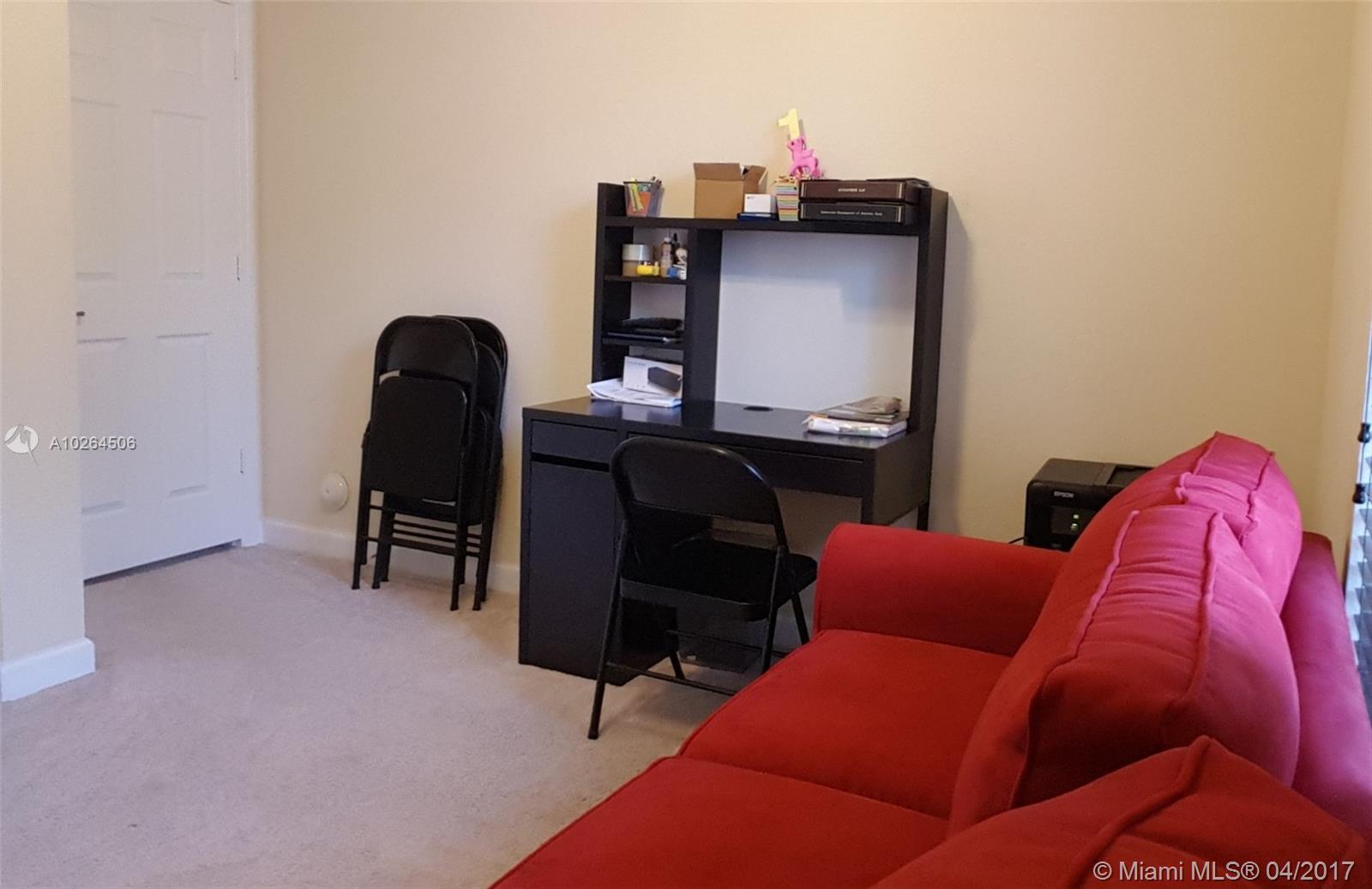 KENDALL COMMONS RESIDENTI - Residential Lease
