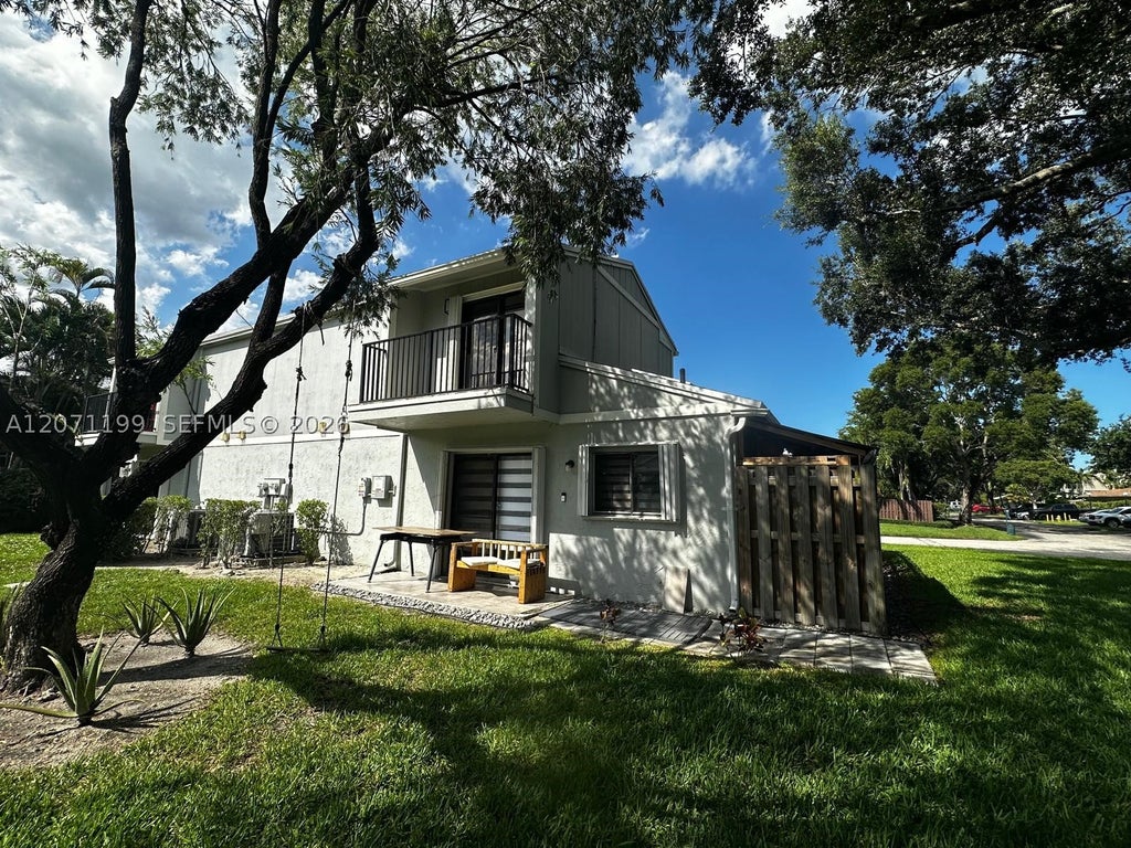 Photo of 13290 NW 7th St, Plantation, FL 33325 (MLS # A12071199)