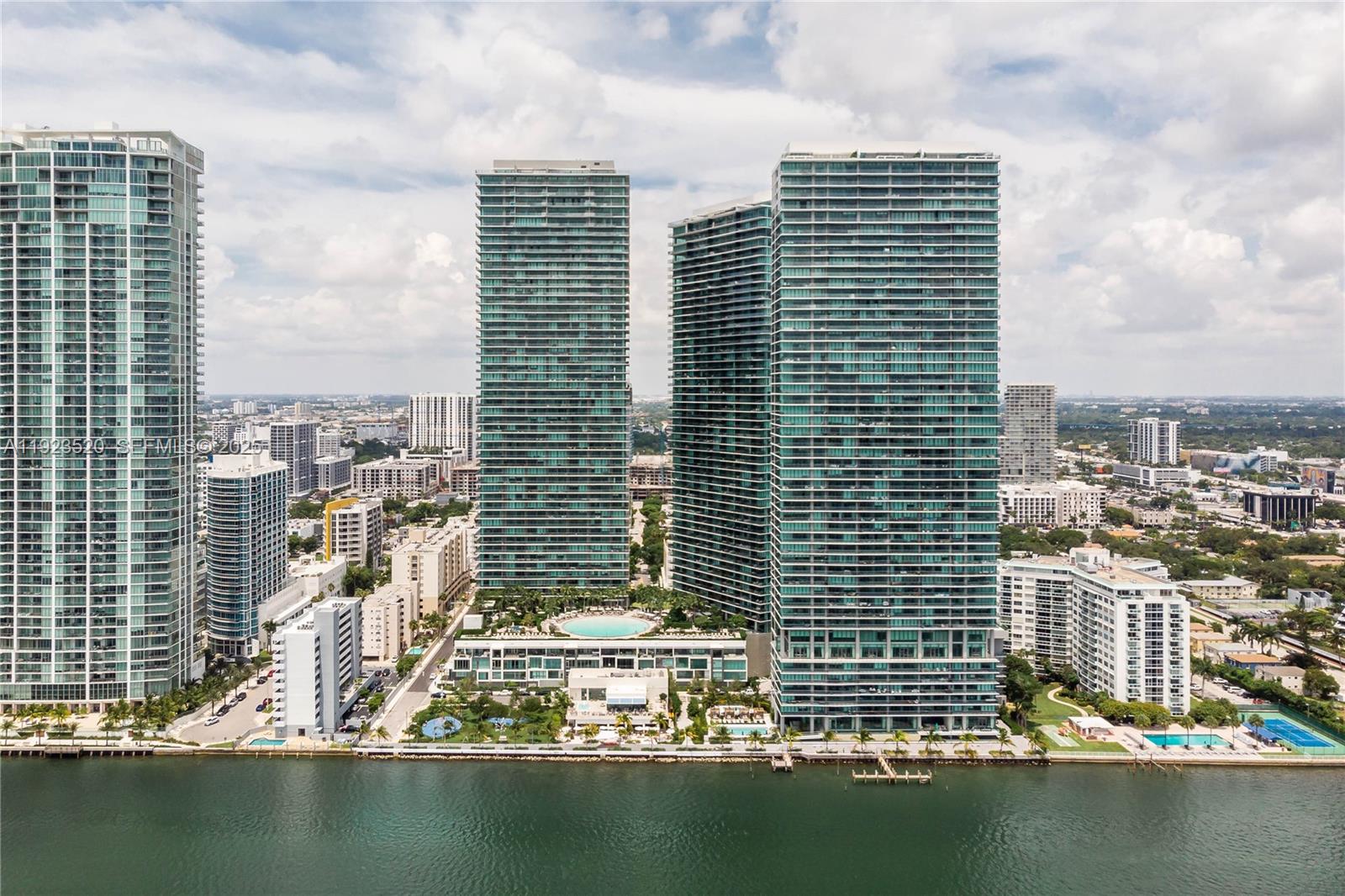 Paraiso District - Residential Lease