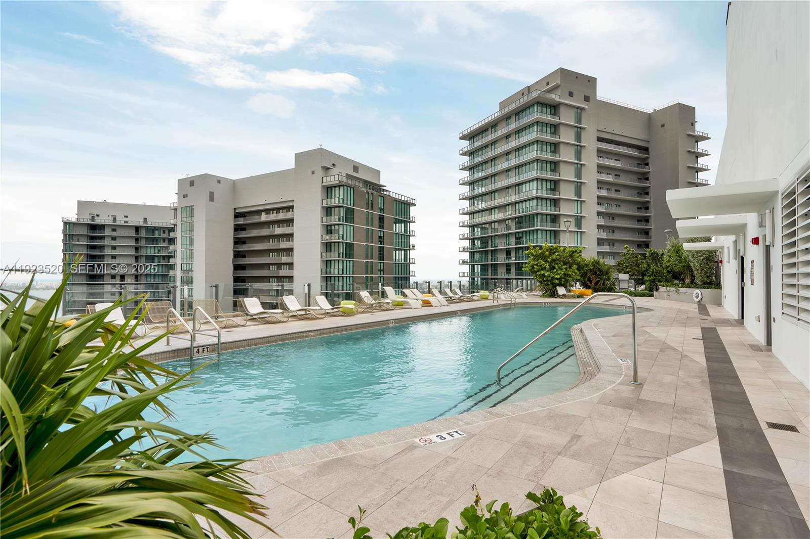 Paraiso District - Residential Lease