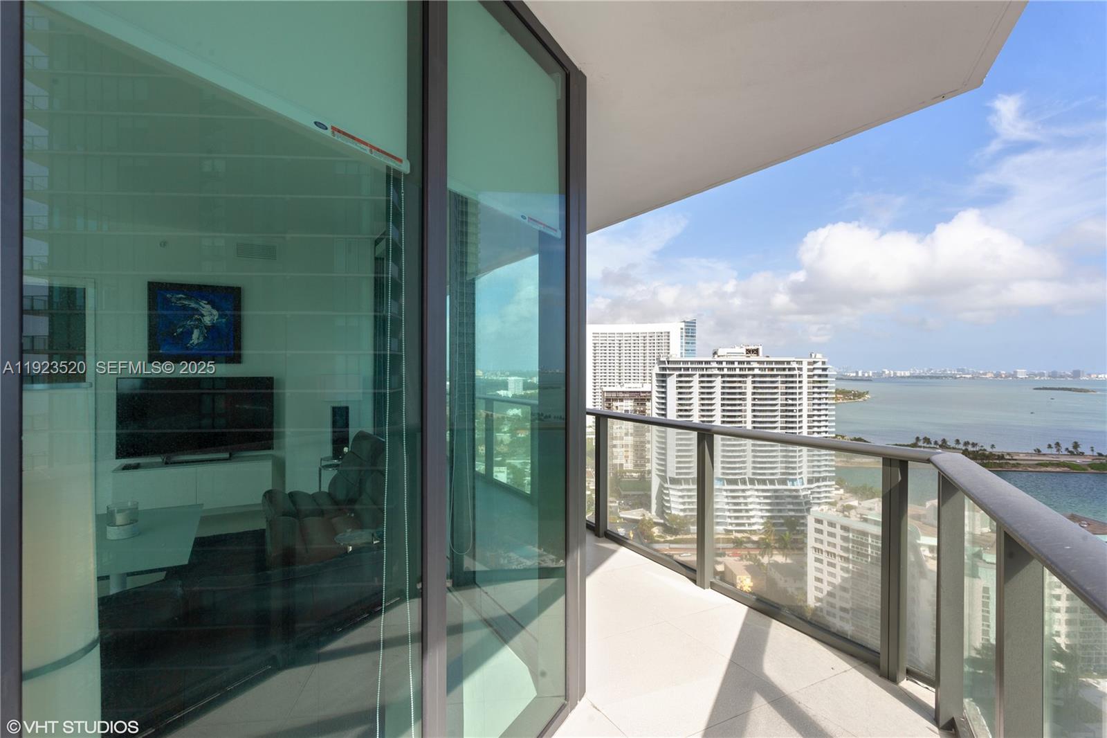 Paraiso District - Residential Lease