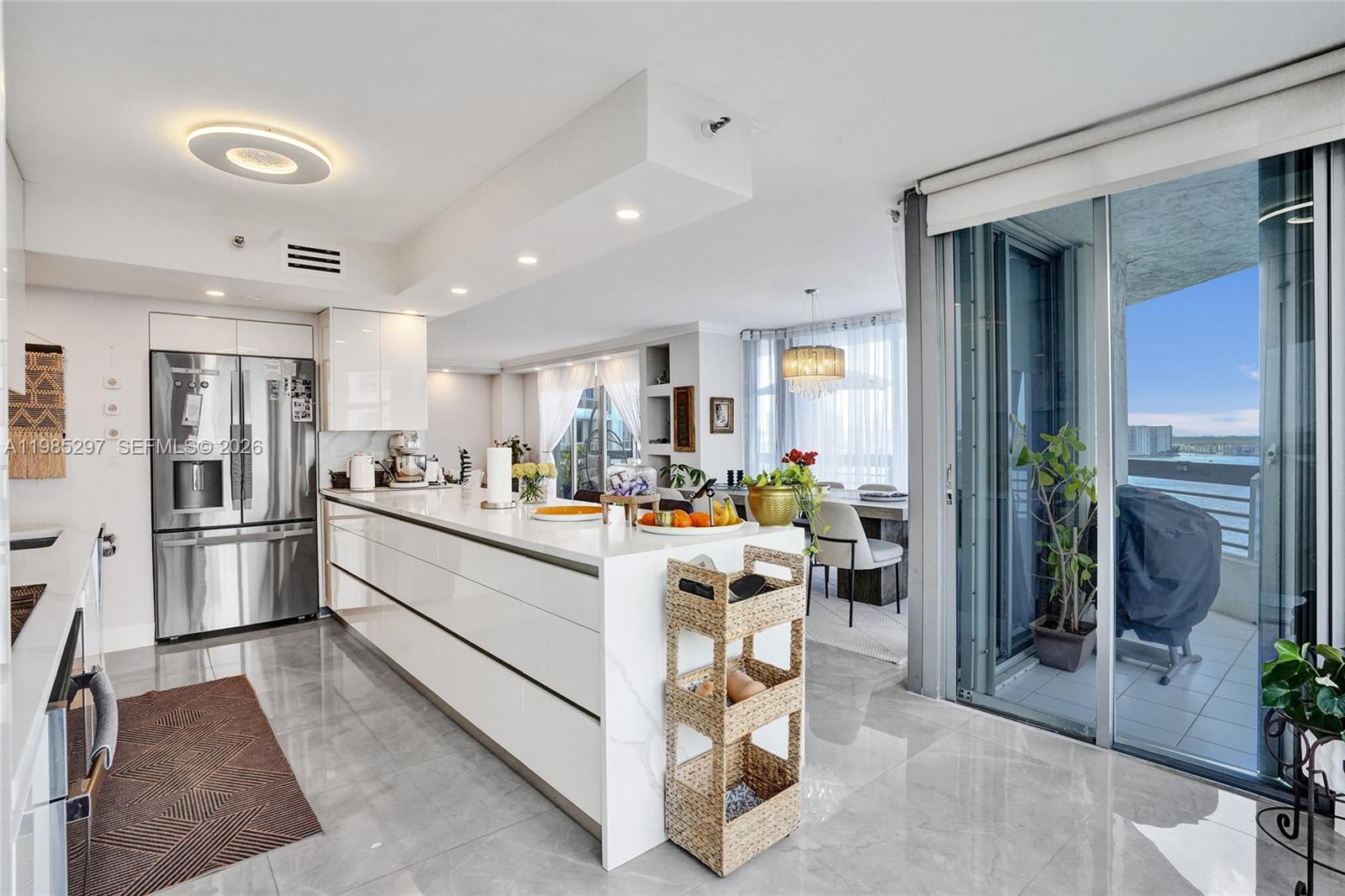 MYSTIC POINTE CONDO NO TH - Residential