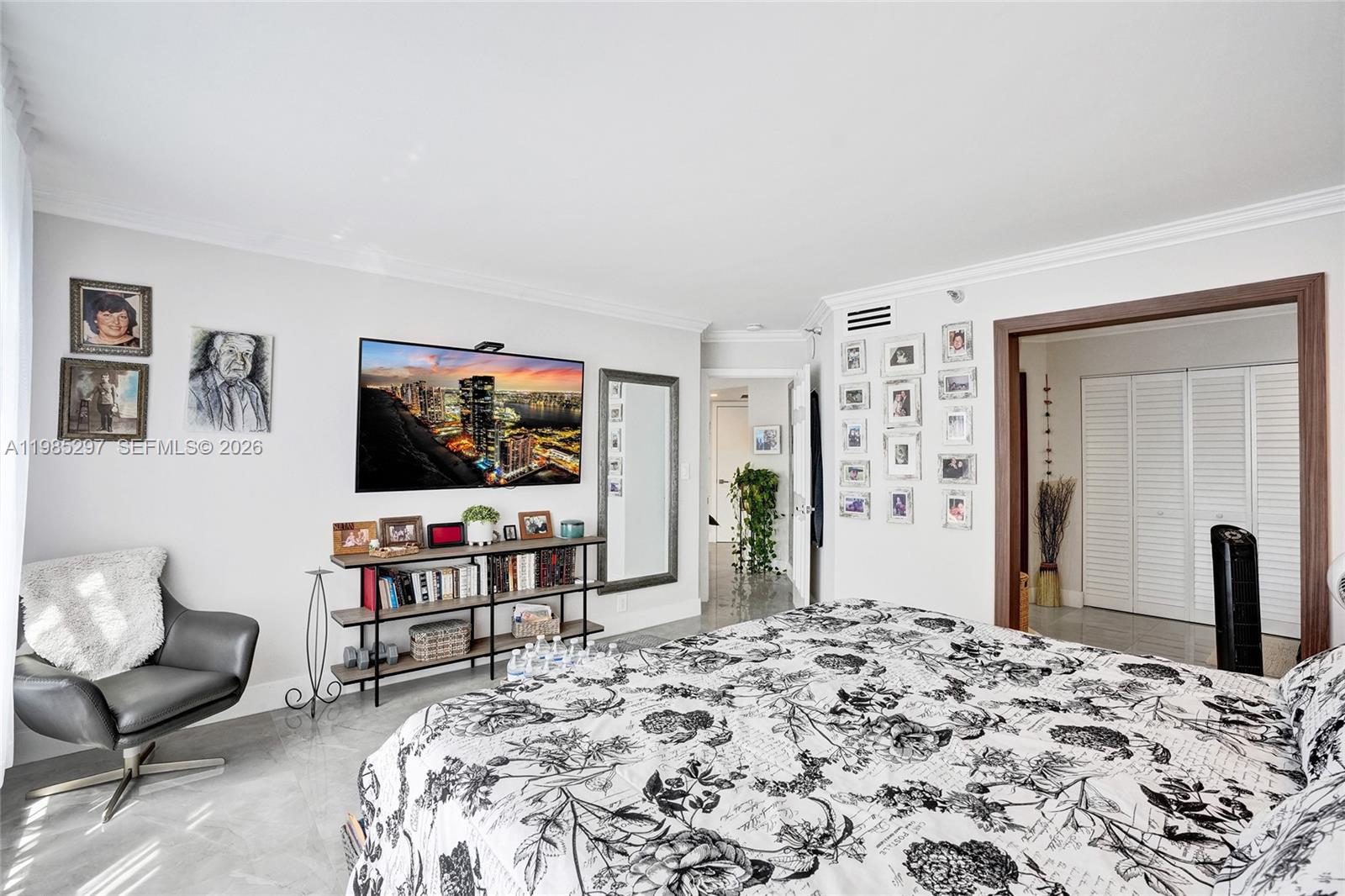 MYSTIC POINTE CONDO NO TH - Residential