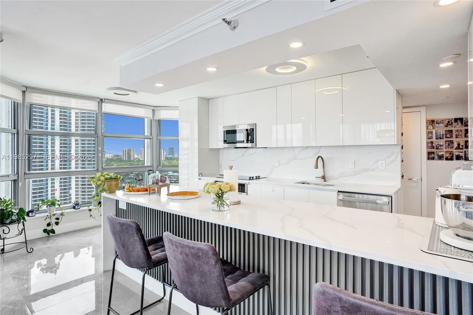 MYSTIC POINTE CONDO NO TH - Residential