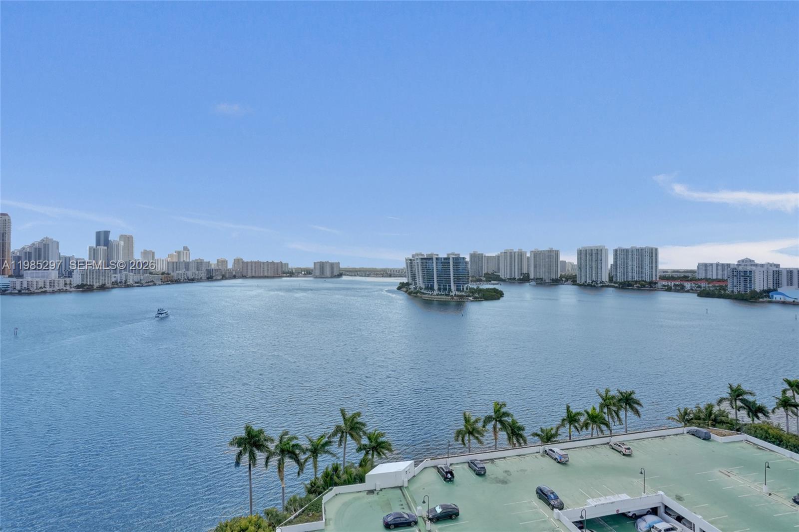 MYSTIC POINTE CONDO NO TH - Residential