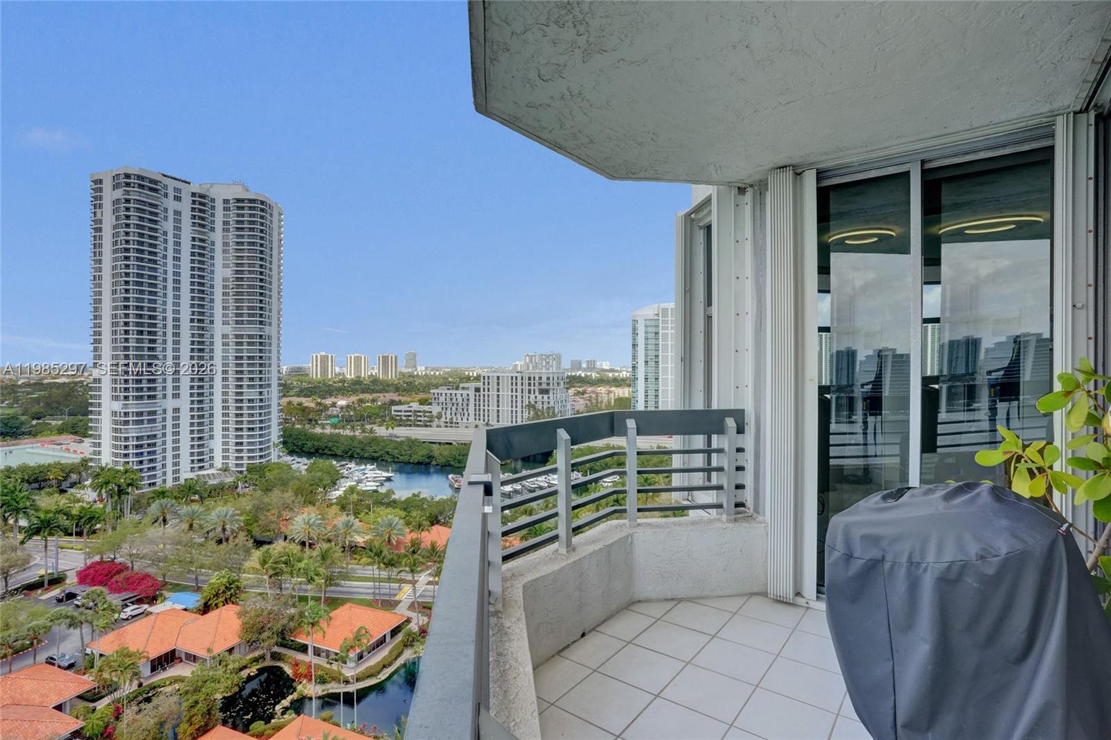 MYSTIC POINTE CONDO NO TH - Residential