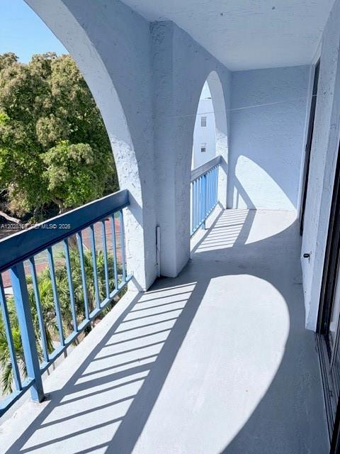 BLEAU GROTTO CONDO - Residential