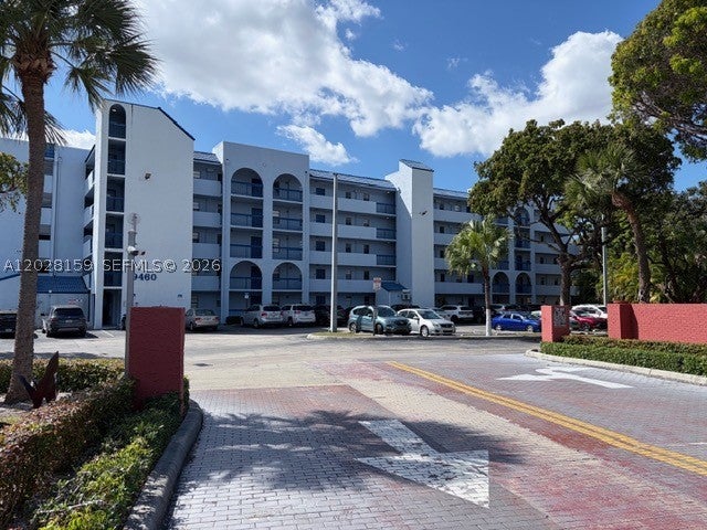 9460 Fontainebleau Blvd 529, Miami FL 33172