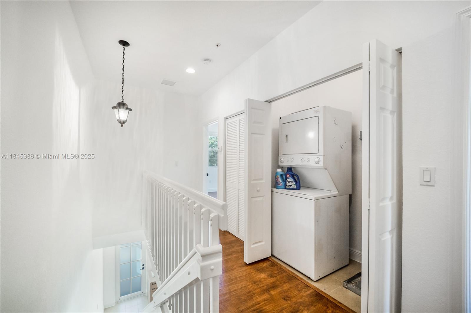 MEADOW PINES - Residential