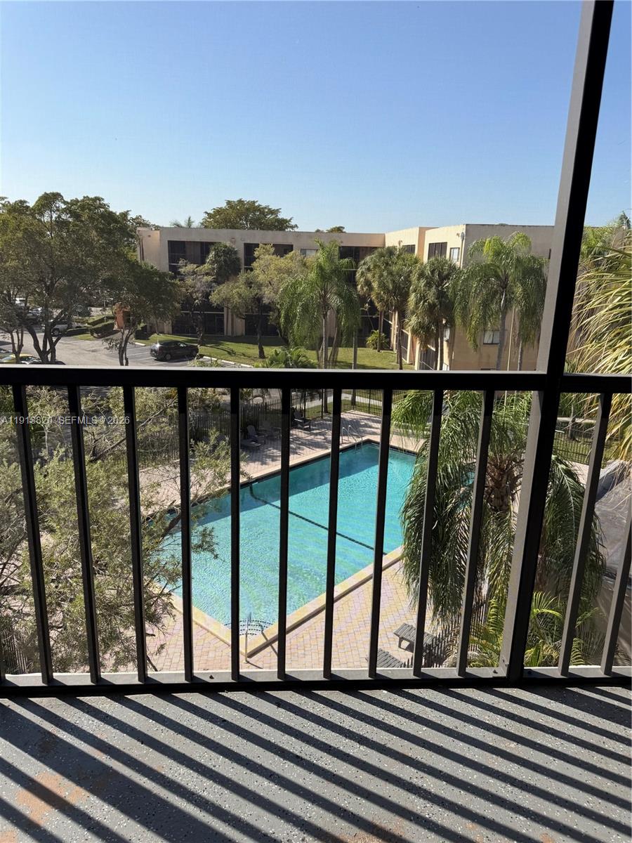 HORIZONS WEST CONDO #6 - Residential Lease