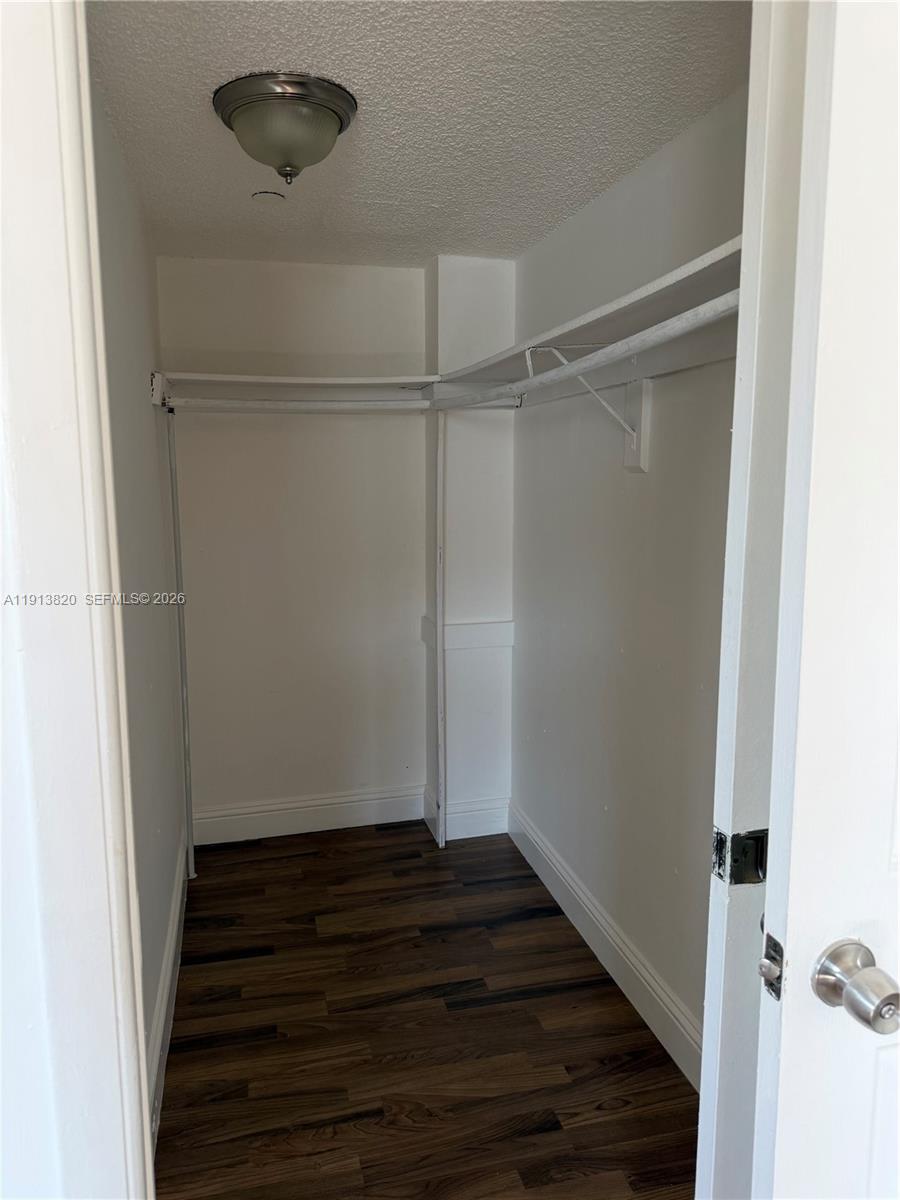 HORIZONS WEST CONDO #6 - Residential Lease