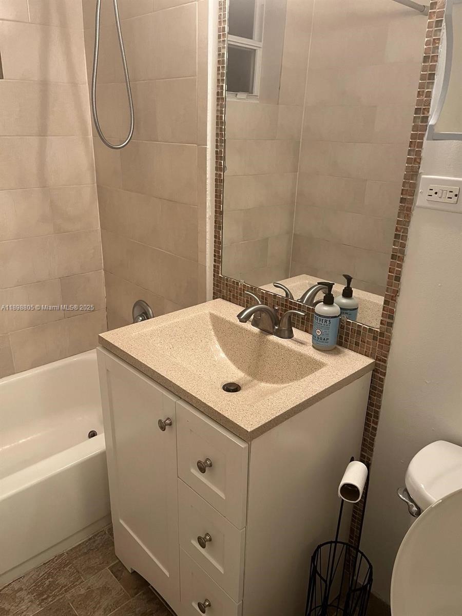 COBALT CONDO - Residential