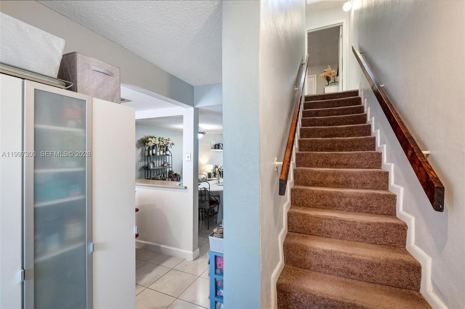 LA ARBOLEDA CONDO - Residential