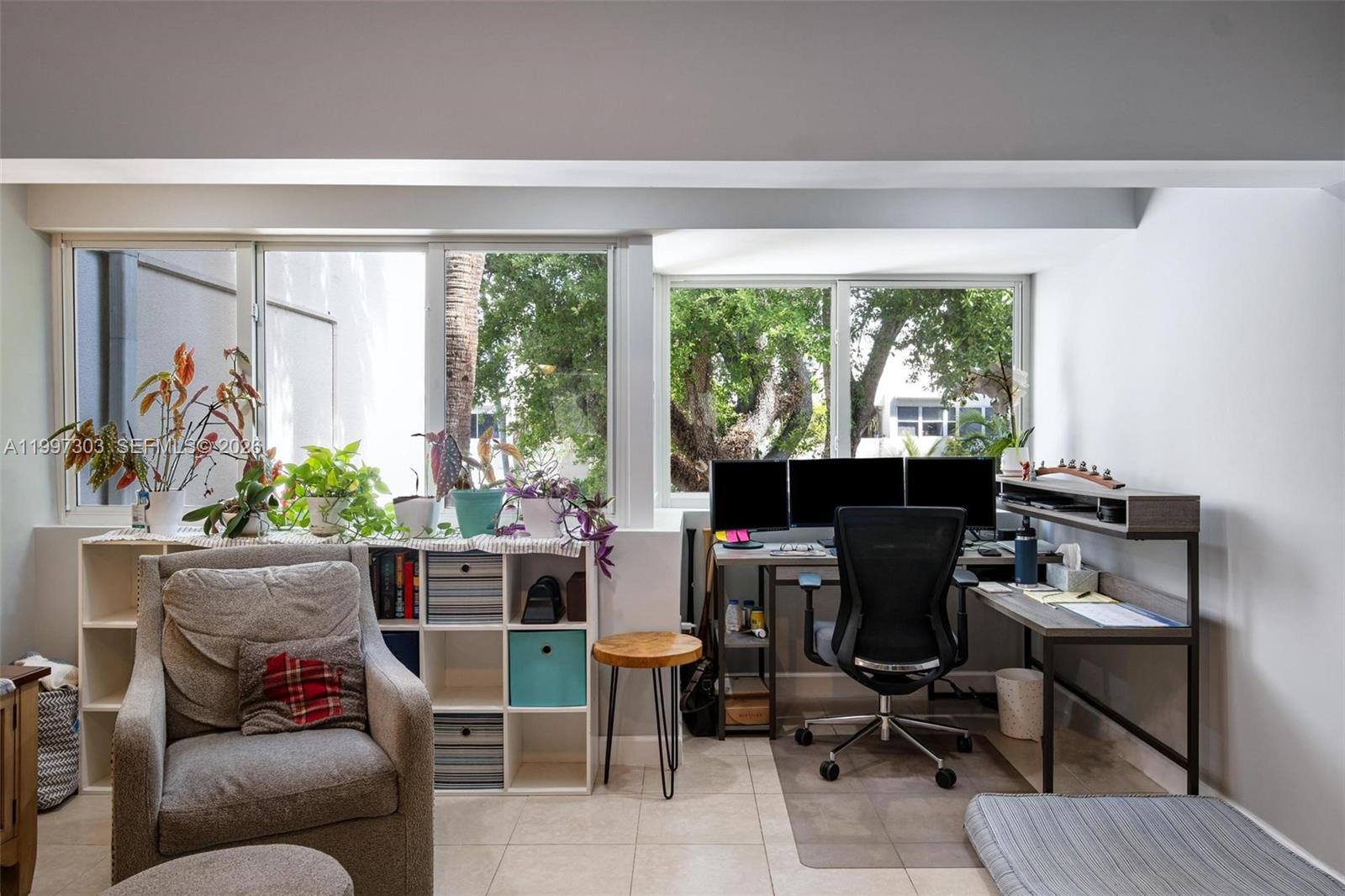 LA ARBOLEDA CONDO - Residential