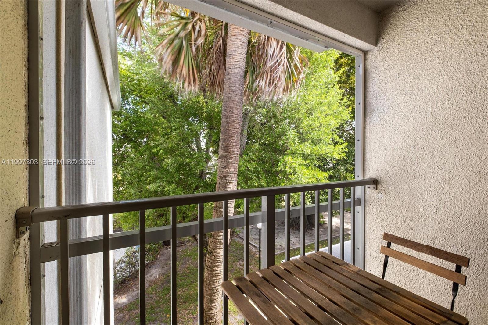 LA ARBOLEDA CONDO - Residential