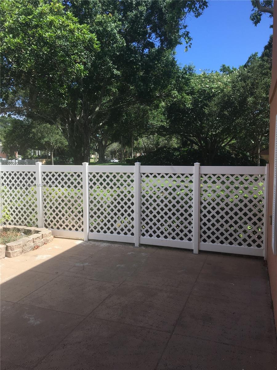STAMFORD AT THE VILLAGES - Residential Lease