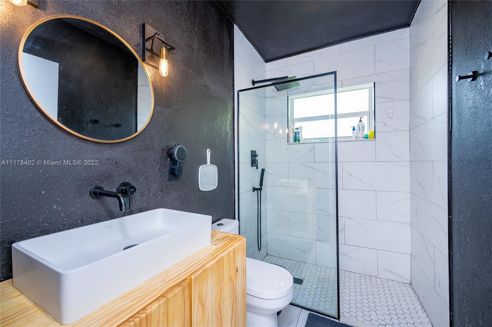 HARBOR CHALET CONDO - Residential Income