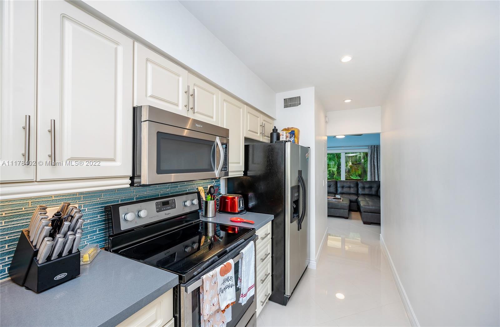 HARBOR CHALET CONDO - Residential Income