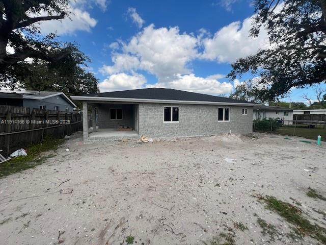 ELEANOR PARK - Residential