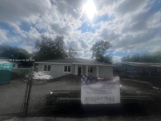 ELEANOR PARK - Residential