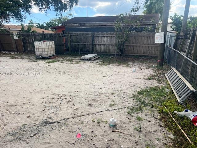 ELEANOR PARK - Residential