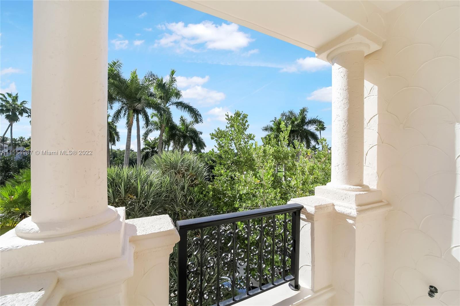 OCEANSIDE @ FISHER ISL CO - Residential