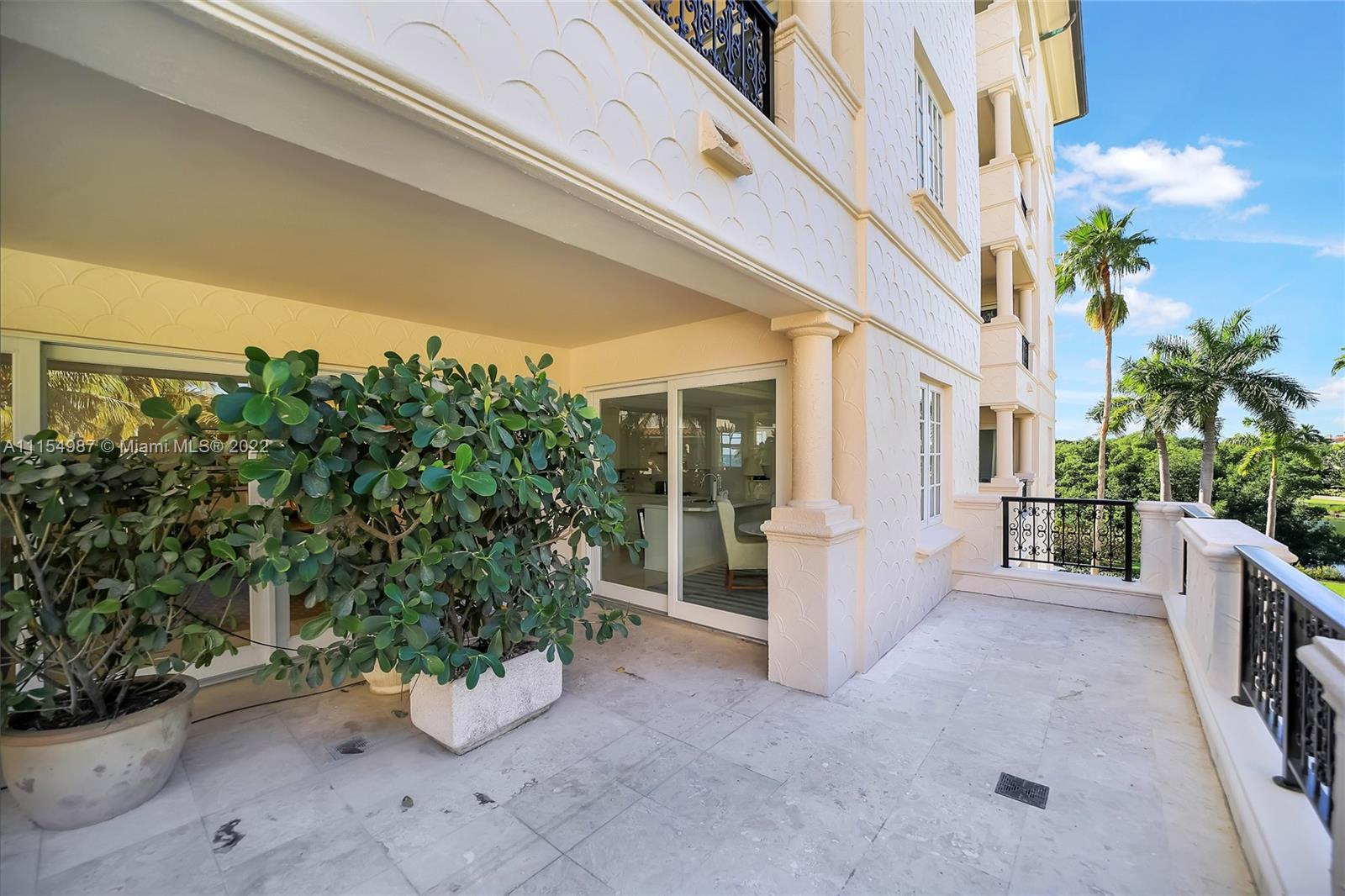 OCEANSIDE @ FISHER ISL CO - Residential