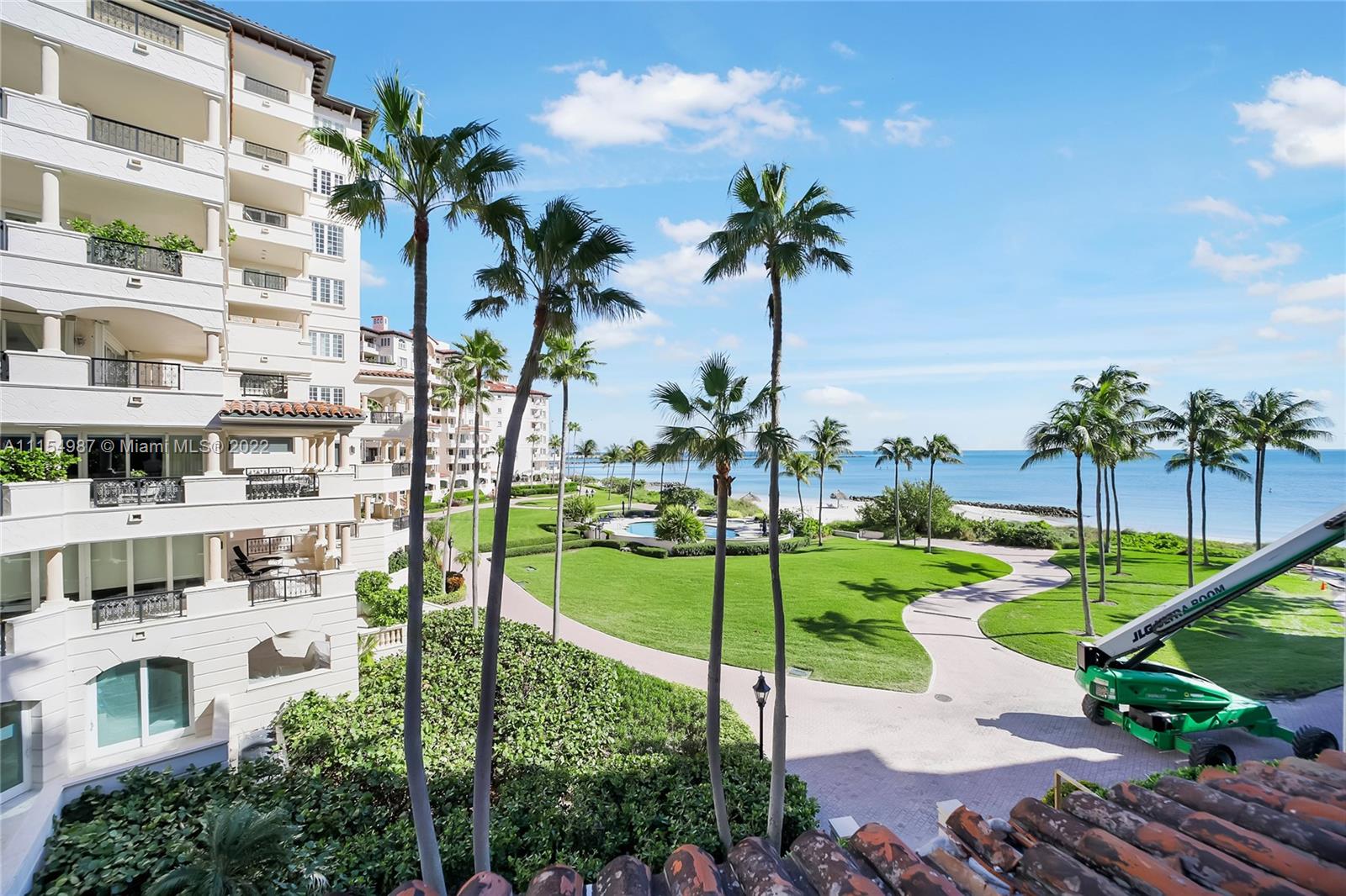 OCEANSIDE @ FISHER ISL CO - Residential