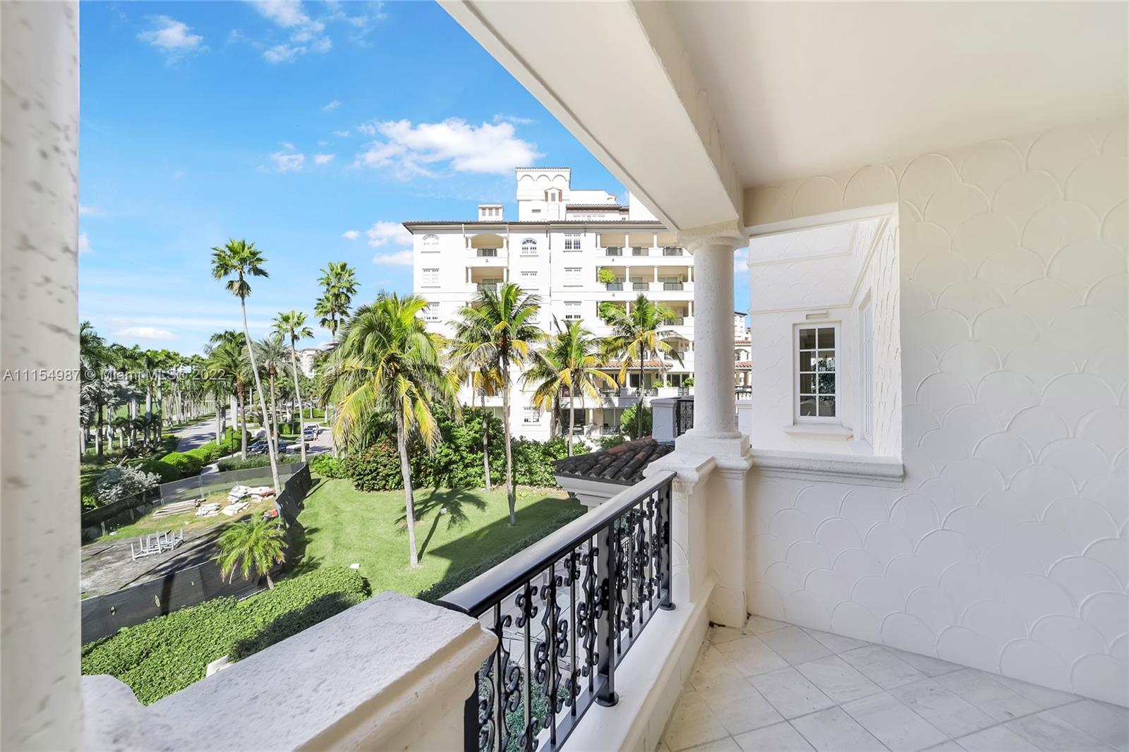 OCEANSIDE @ FISHER ISL CO - Residential