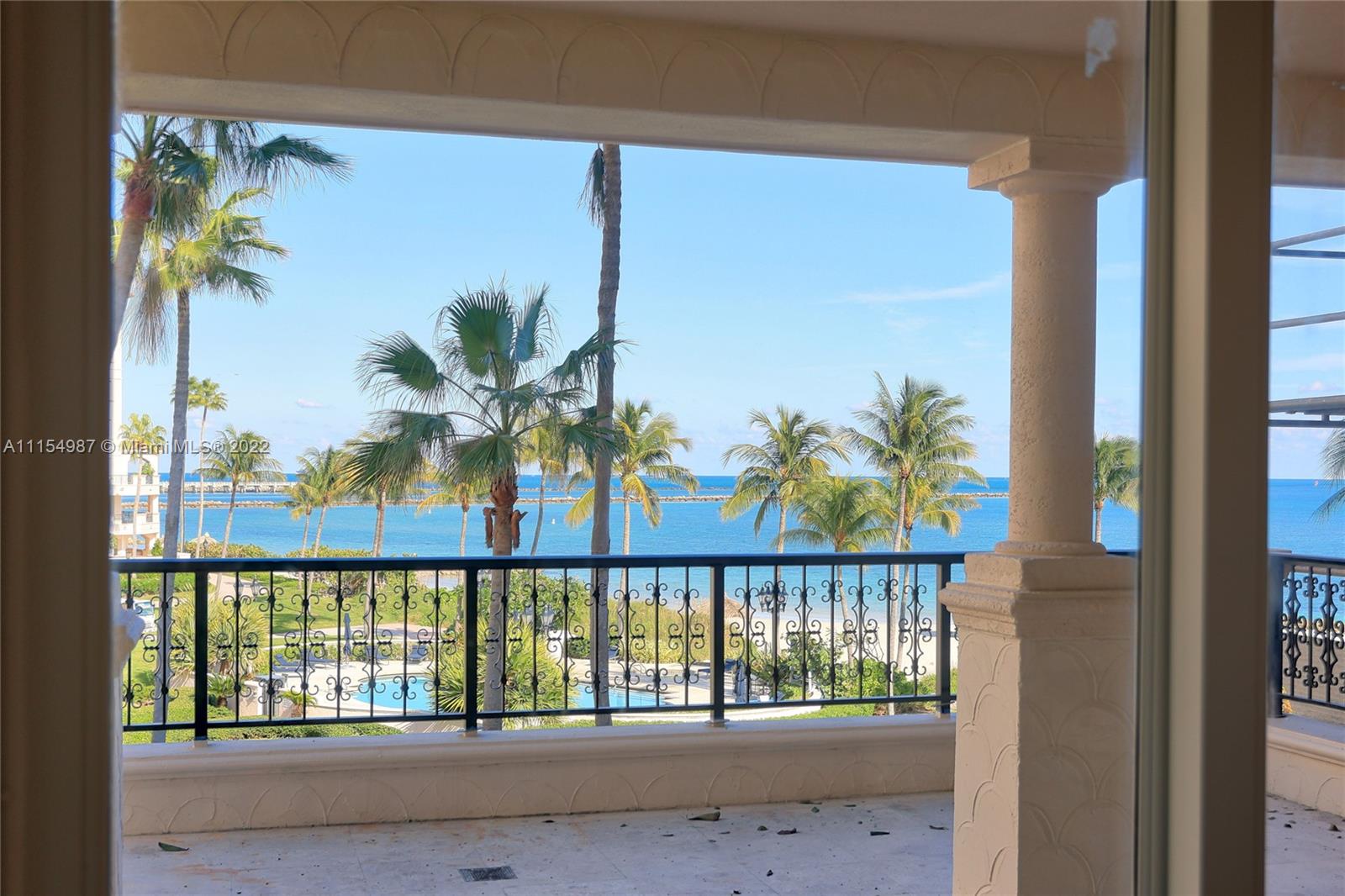 OCEANSIDE @ FISHER ISL CO - Residential