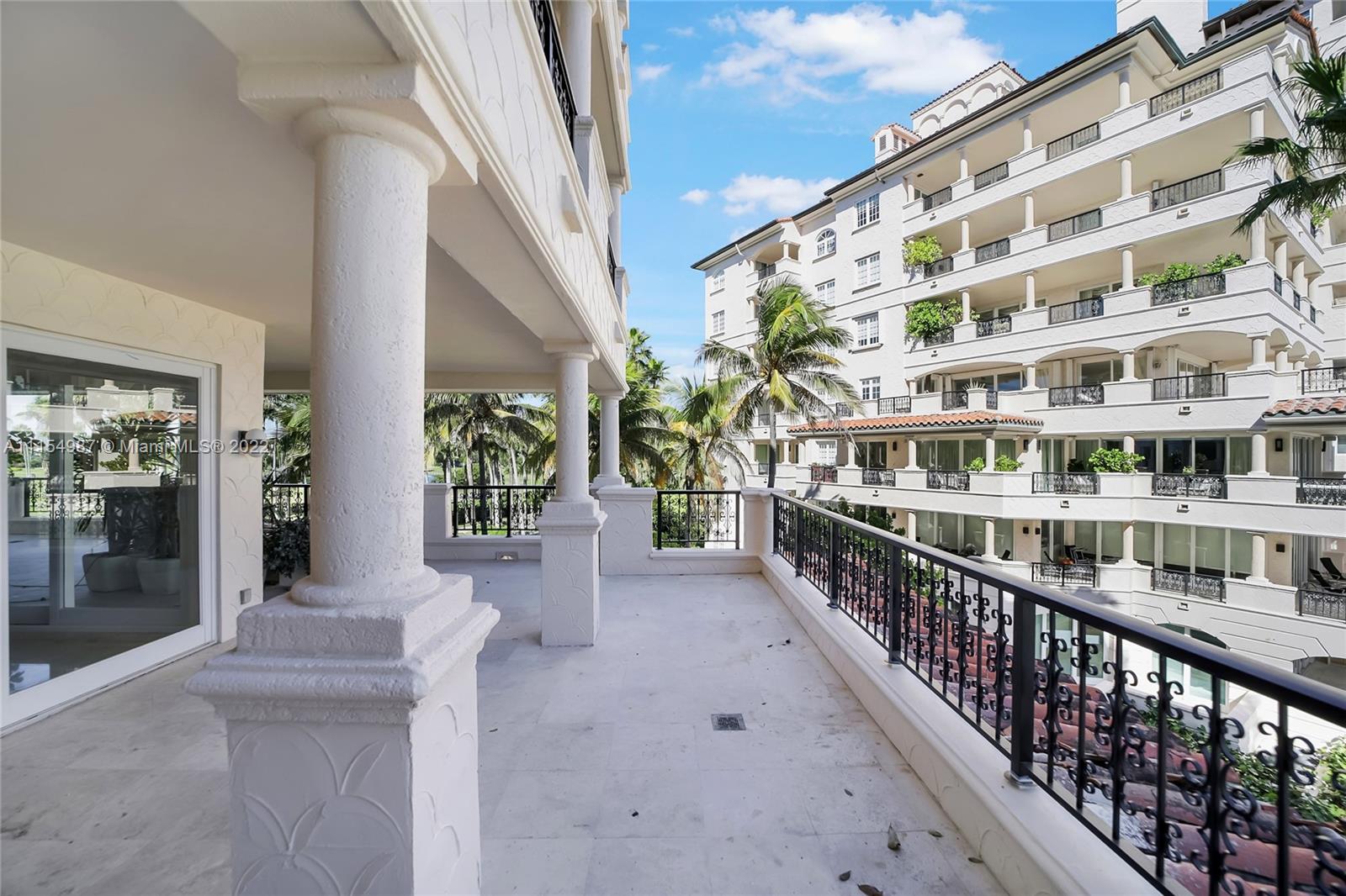 OCEANSIDE @ FISHER ISL CO - Residential