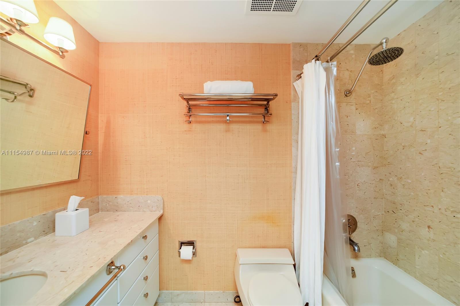 OCEANSIDE @ FISHER ISL CO - Residential