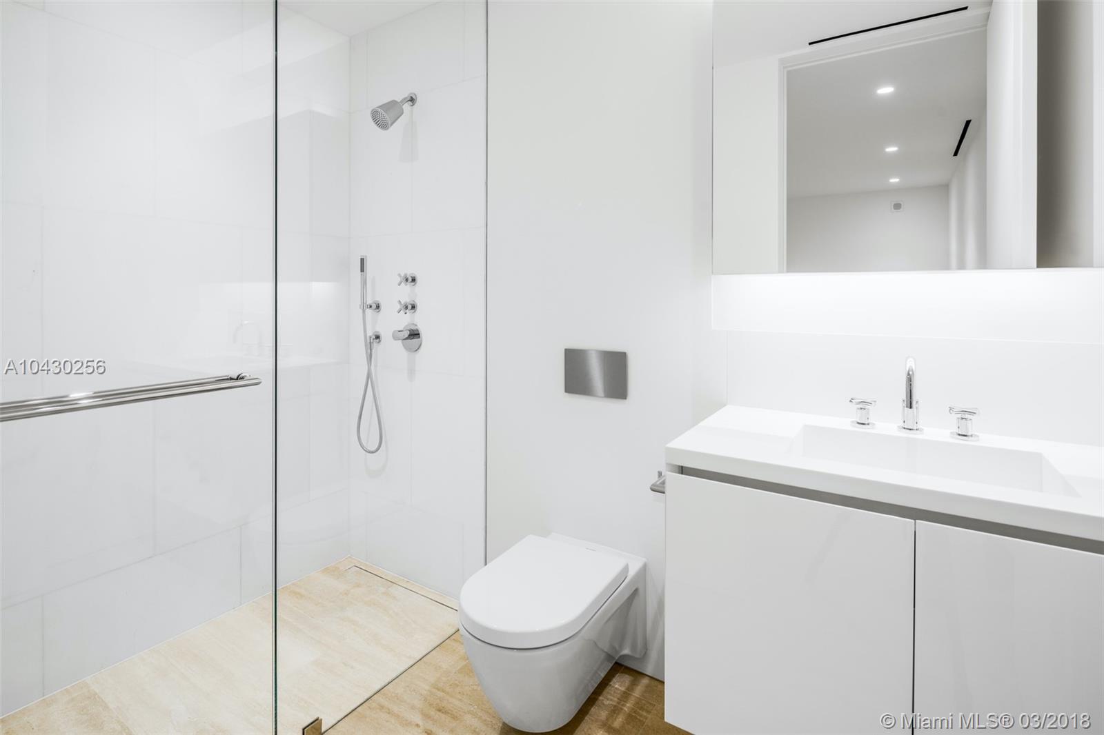 The Surf Club - Residential