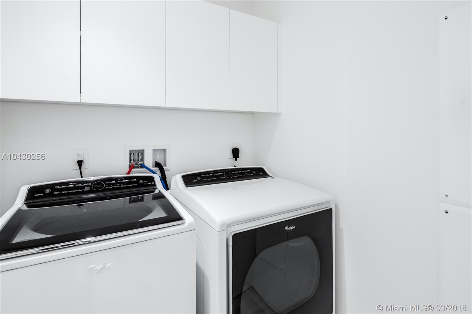 The Surf Club - Residential