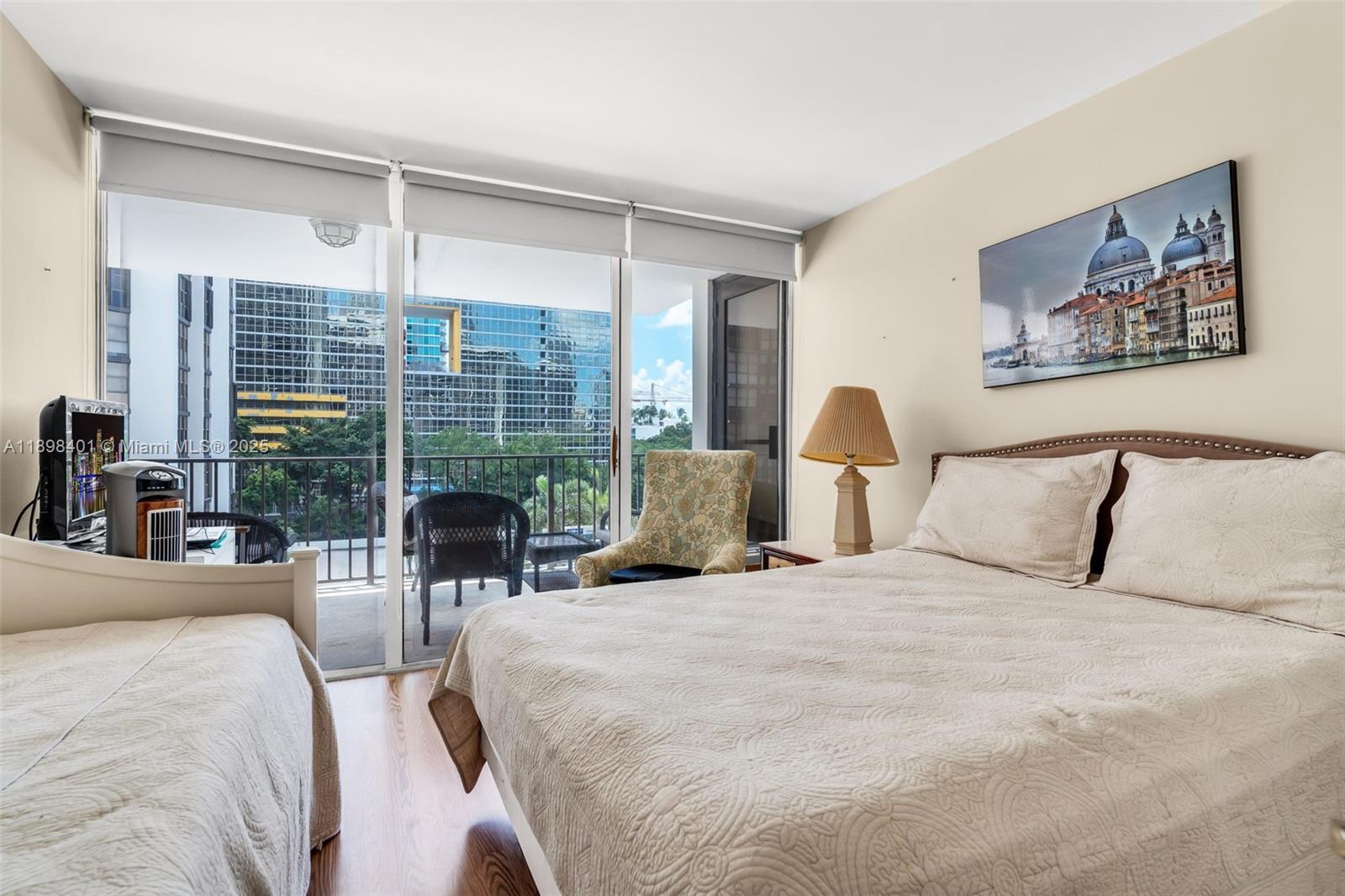 BRICKELL PLACE PHASE II C - Residential Lease