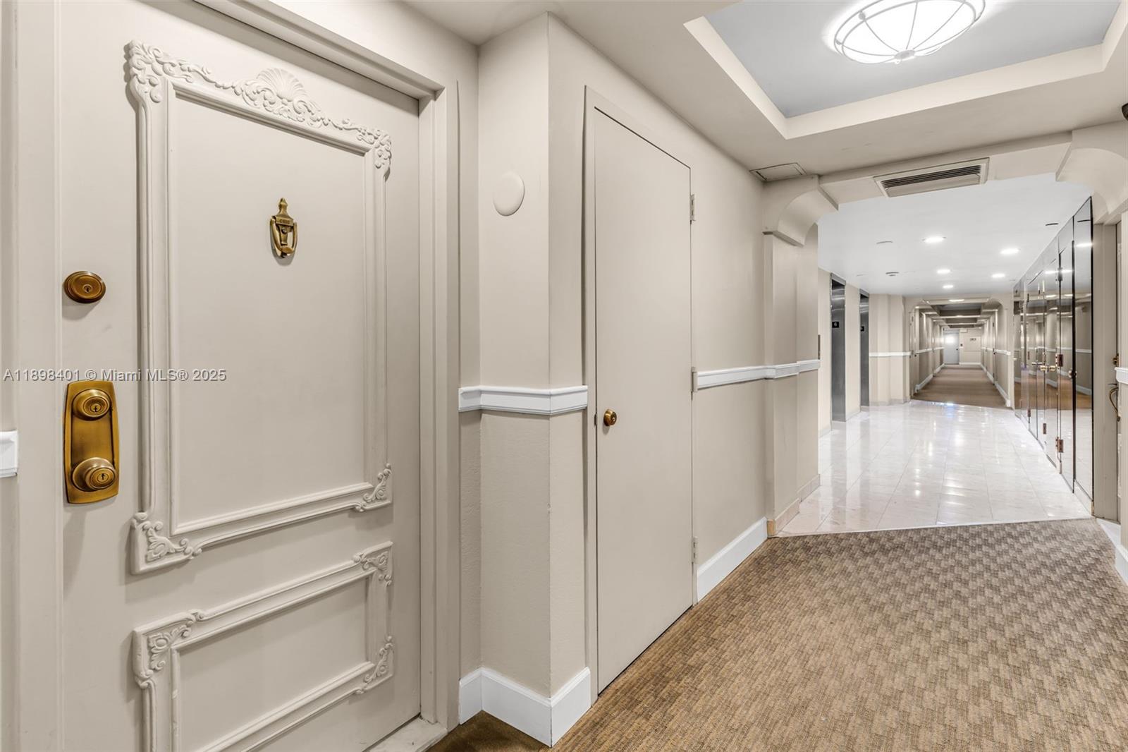 BRICKELL PLACE PHASE II C - Residential Lease