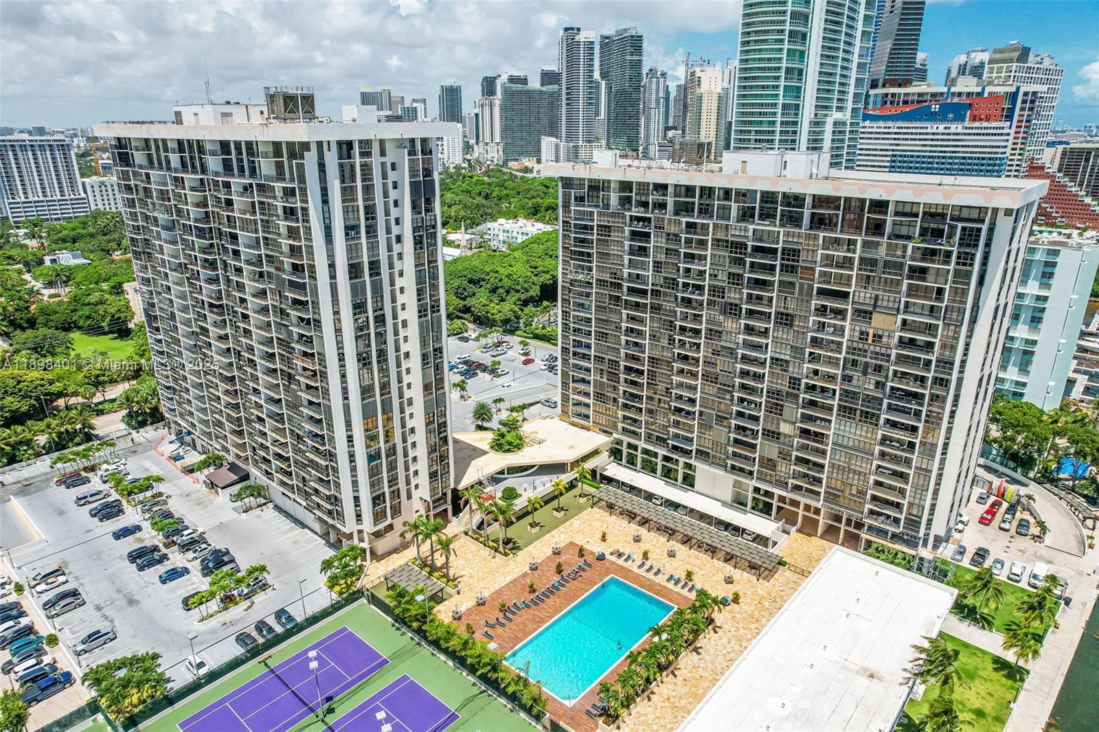 BRICKELL PLACE PHASE II C - Residential Lease