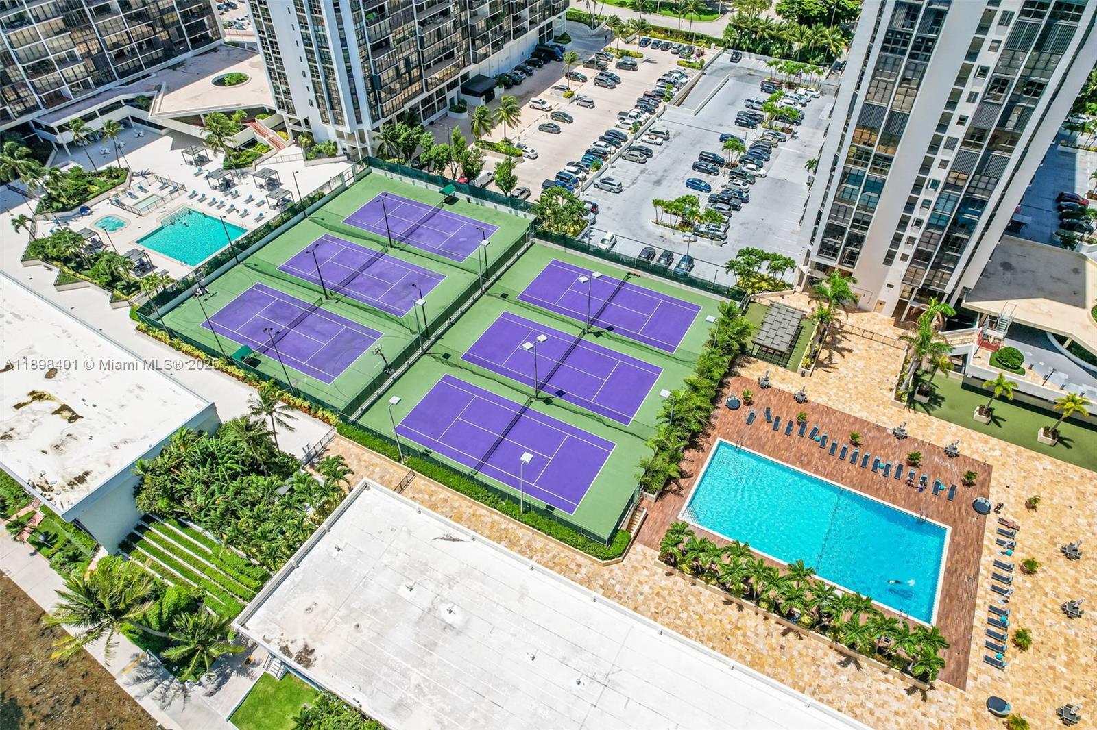 BRICKELL PLACE PHASE II C - Residential Lease