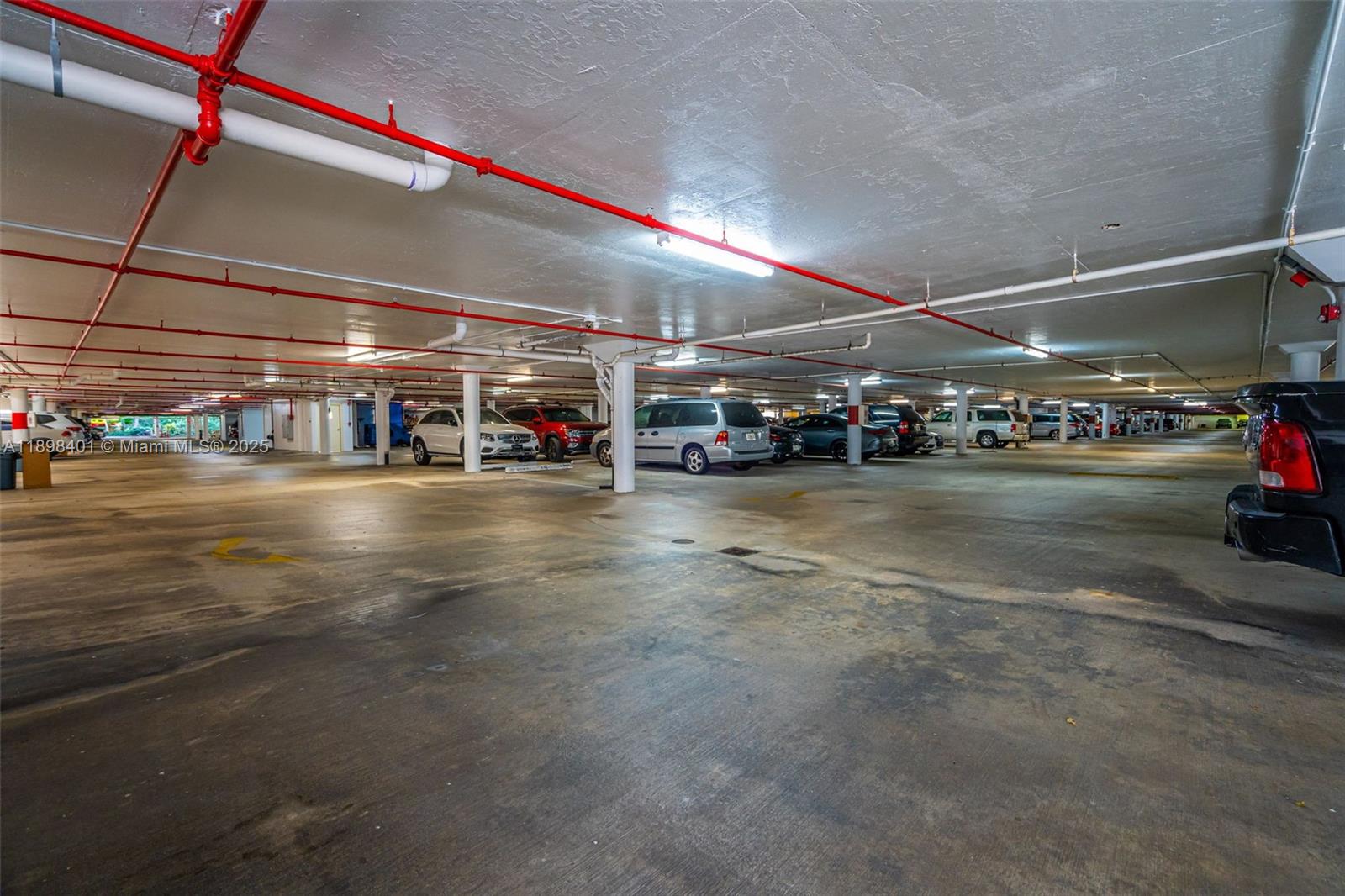 BRICKELL PLACE PHASE II C - Residential Lease