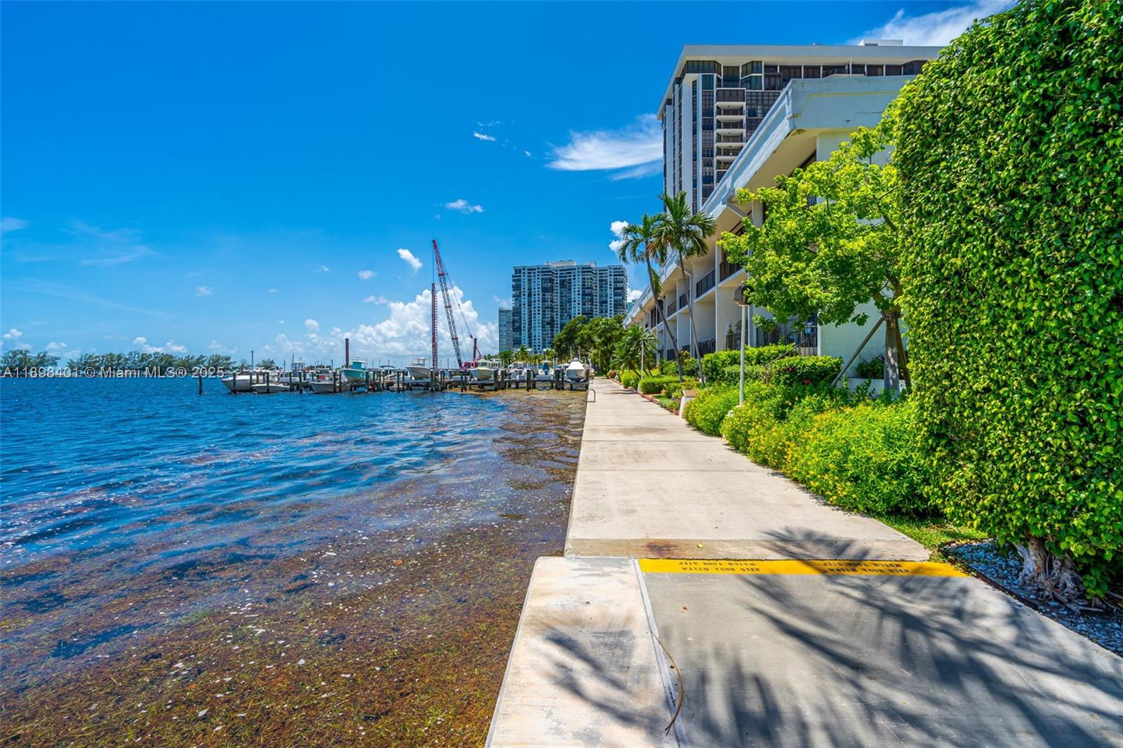 BRICKELL PLACE PHASE II C - Residential Lease