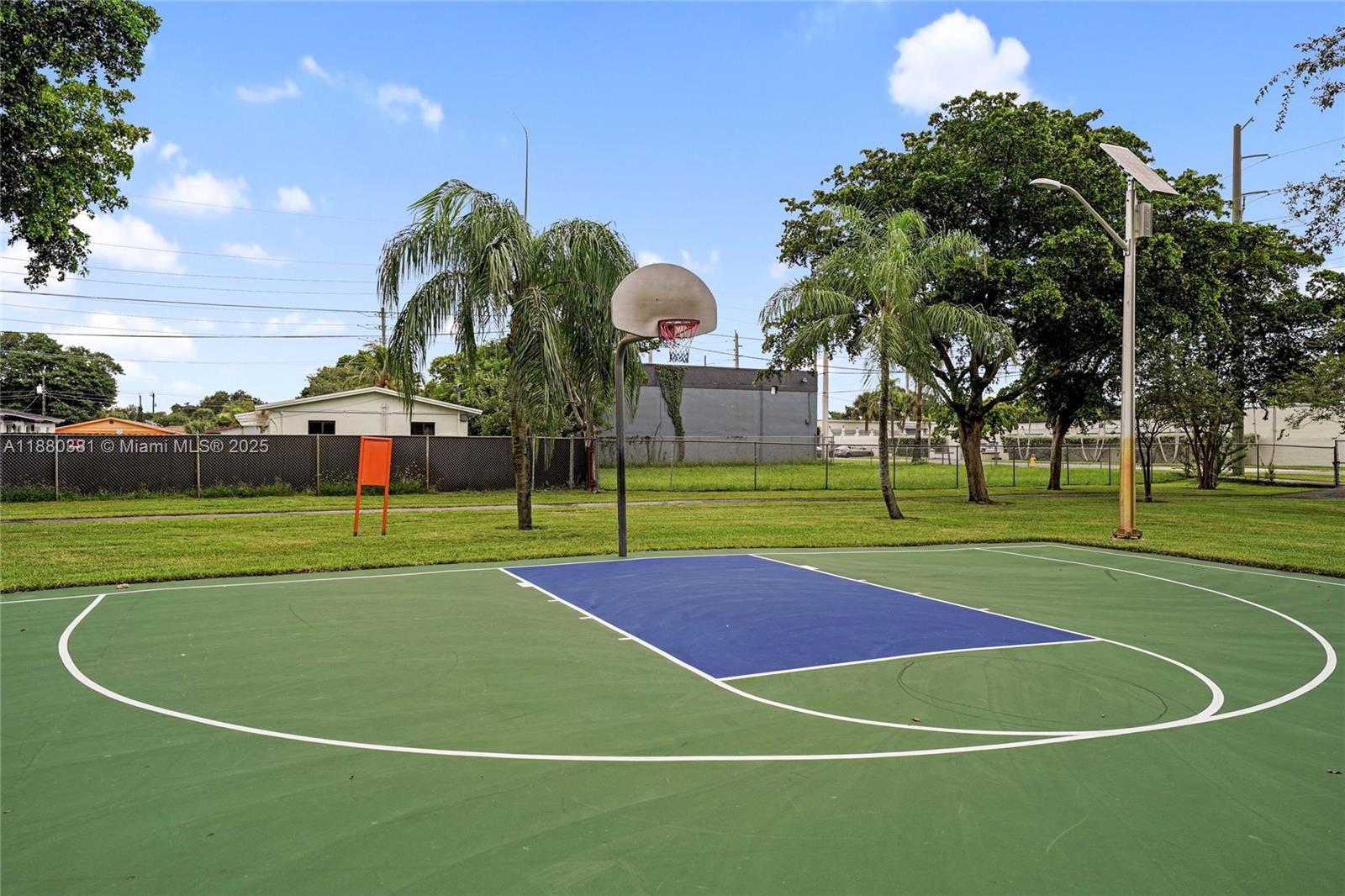 COLLEGE TRACT - Residential