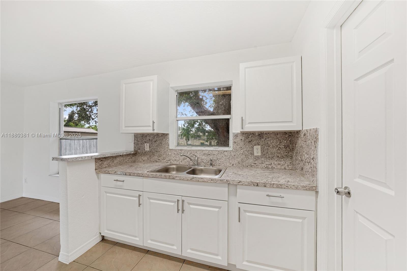 COLLEGE TRACT - Residential