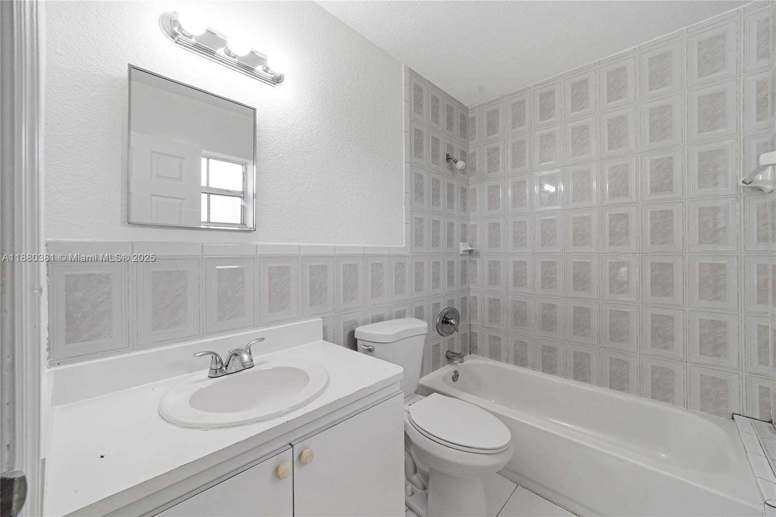 COLLEGE TRACT - Residential